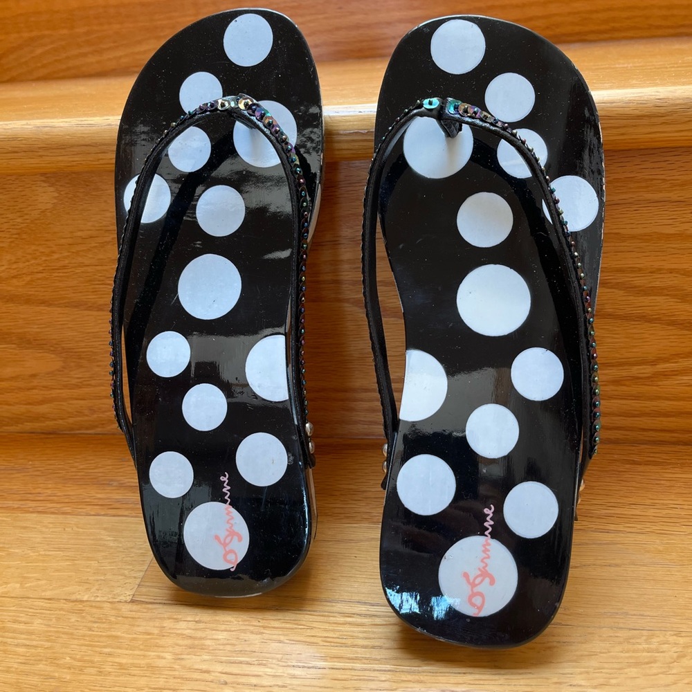 Black and White Polka Dot Wooden Flip Flops